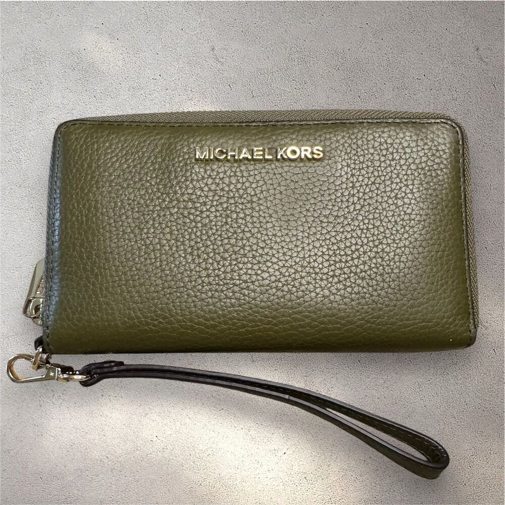 Michael Kors Sage Green Wristlet Wallet